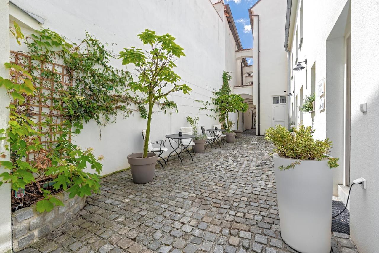TGM Hotel Residence Znojmo Exterior foto