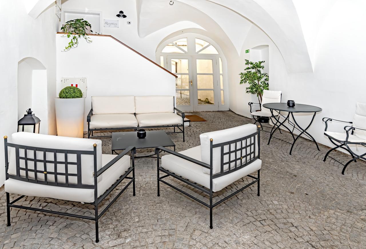 TGM Hotel Residence Znojmo Exterior foto